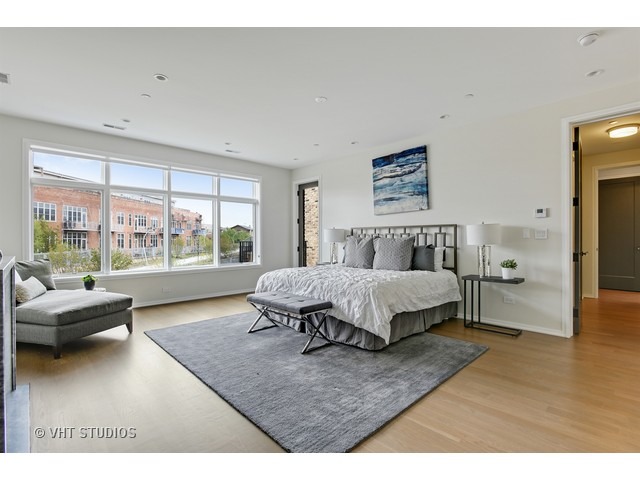  1763 N Wilmot Ave, Chicago, IL 60647 photo 21