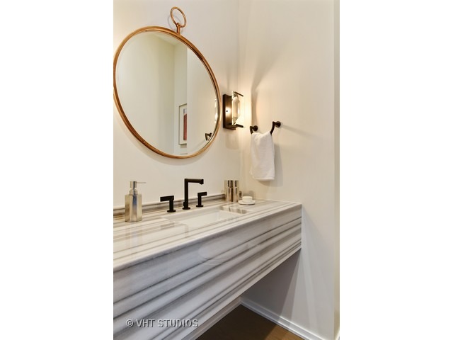  1763 N Wilmot Ave, Chicago, IL 60647 photo 23