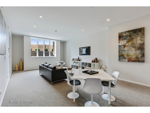  1763 N Wilmot Ave, Chicago, IL 60647 photo 20