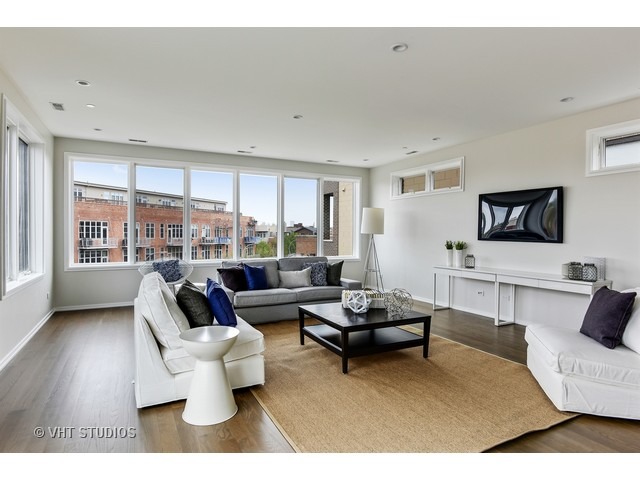  1763 N Wilmot Ave, Chicago, IL 60647 photo 17