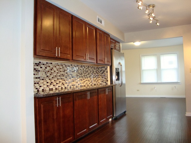 7444 S Thomas Ave, Bridgeview, IL 60455 photo 9