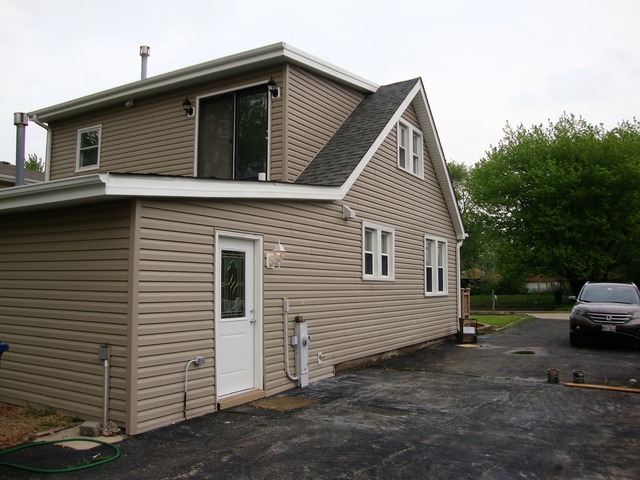 7444 S Thomas Ave, Bridgeview, IL 60455 photo 3