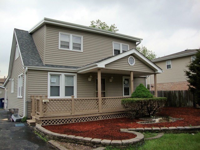 7444 S Thomas Ave, Bridgeview, IL 60455 photo 2