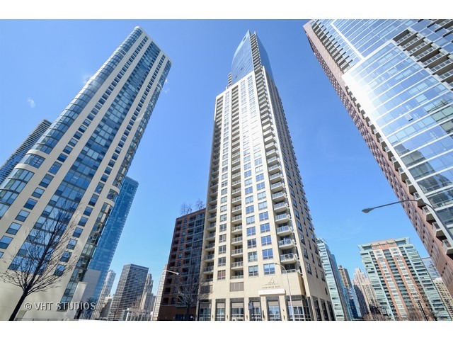 420 E Waterside Dr #1207, Chicago, IL 60601 photo 1