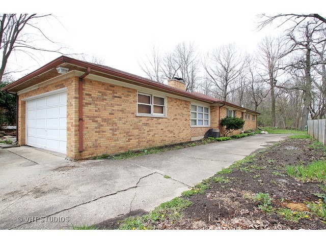 2 Timber Ln, Northbrook, IL 60062 photo 10