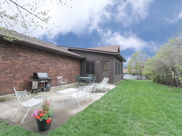 27 Greenridge Rd, Elgin, IL 60120 photo 21