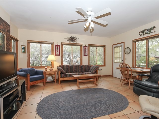 27 Greenridge Rd, Elgin, IL 60120 photo 11