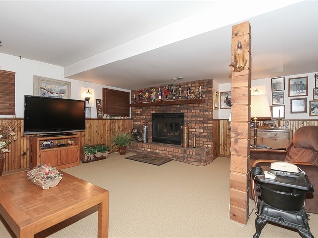 27 Greenridge Rd, Elgin, IL 60120 photo 20