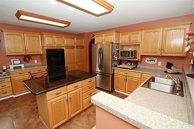 806 Jackson St, Oregon, IL 61061 photo 2