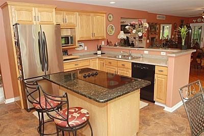 806 Jackson St, Oregon, IL 61061 photo 3