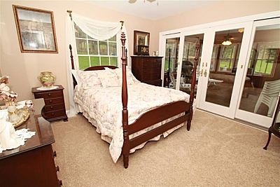 806 Jackson St, Oregon, IL 61061 photo 10