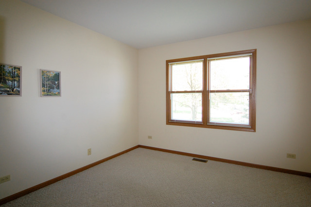 2304 Bluejay Trl, Elgin, IL 60123 photo 13