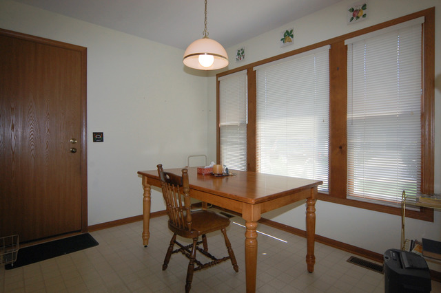 2304 Bluejay Trl, Elgin, IL 60123 photo 9