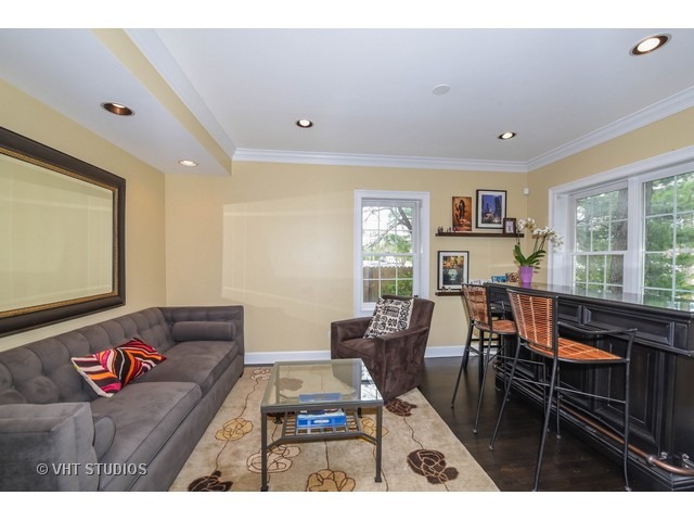 828 N County Line Rd, Hinsdale, IL 60521 photo 3
