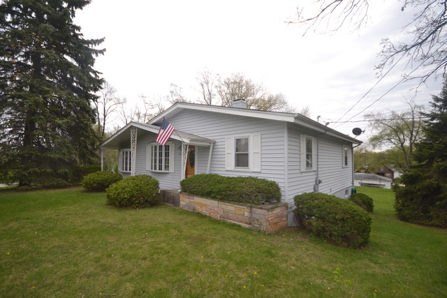 3602 N Fairview Ave, Johnsburg, IL 60051 photo 2