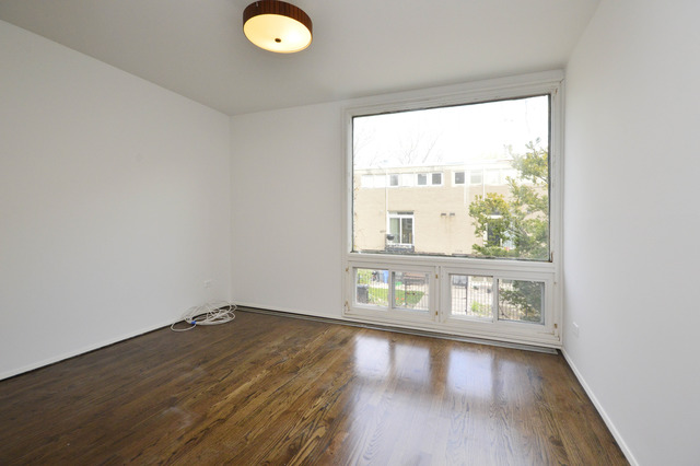 1371 E Park Pl, Chicago, IL 60637 photo 16