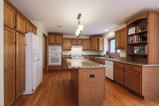 23708 W Andrew Rd, Plainfield, IL 60585 photo 8