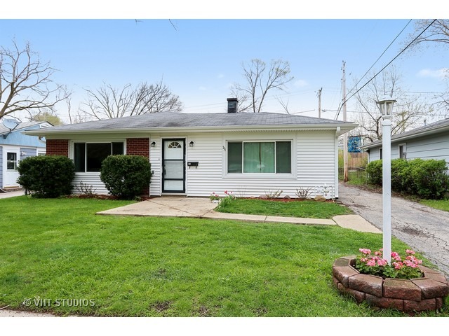 311 E Wayne Pl, Wheeling, IL 60090 photo 1