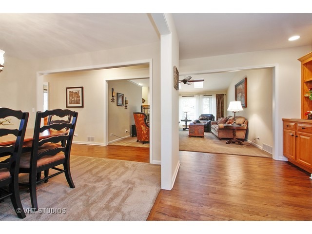 9007 Anthony Ln, Spring Grove, IL 60081 photo 3