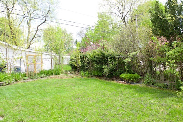 8855 Olympic Dr, Bridgeview, IL 60455 photo 21