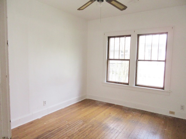 206 S 3rd St, Oregon, IL 61061 photo 9