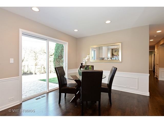 350 Sunset Dr, Northfield, IL 60093 photo 10