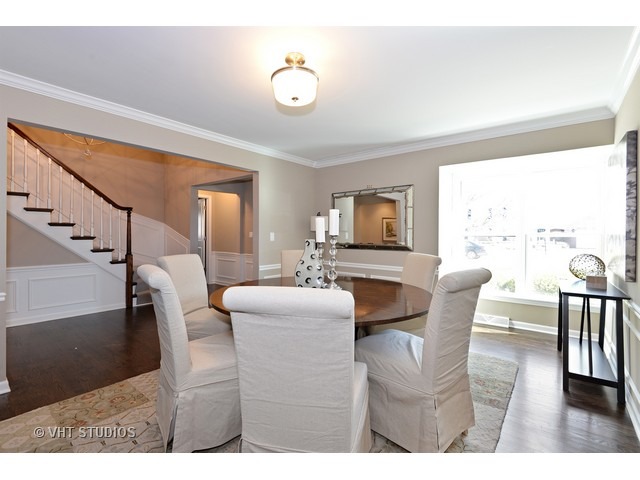 350 Sunset Dr, Northfield, IL 60093 photo 3