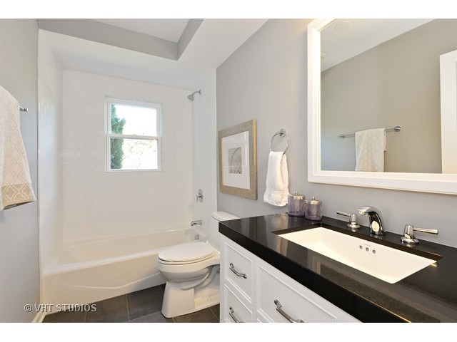 350 Sunset Dr, Northfield, IL 60093 photo 19
