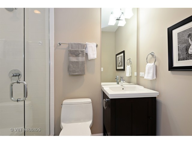 350 Sunset Dr, Northfield, IL 60093 photo 17