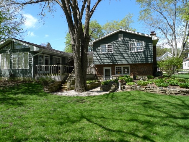 1630 Park St, Mchenry, IL 60050 photo 2