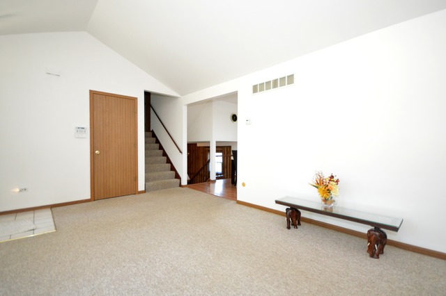 2606 John Bourg Dr, Plainfield, IL 60586 photo 4