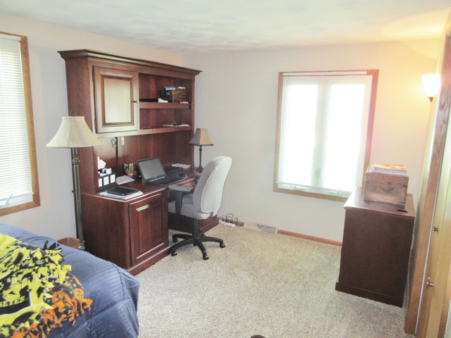 1119 N Jefferson Ave, Dixon, IL 61021 photo 10