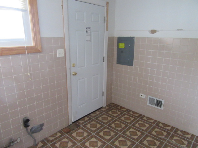 4223 Edgewater Ave, Hillside, IL 60162 photo 17