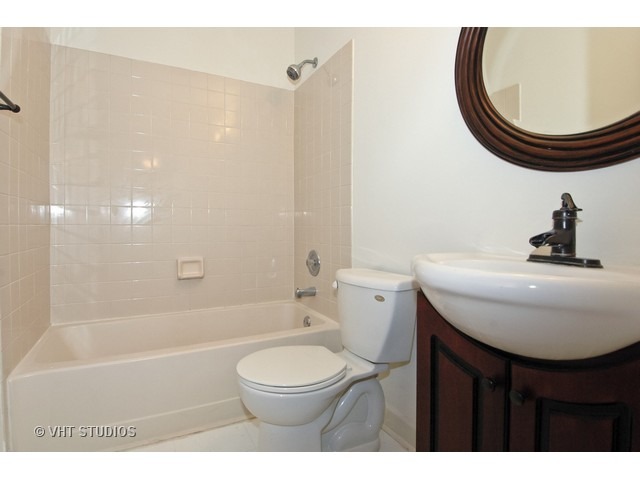 4505 Opal Dr, Hoffman Estates, IL 60192 photo 5
