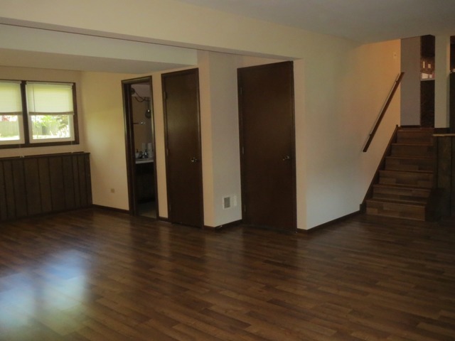 403 E Church St, Minooka, IL 60447 photo 18