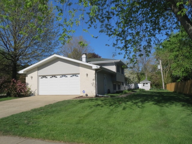 403 E Church St, Minooka, IL 60447 photo 2