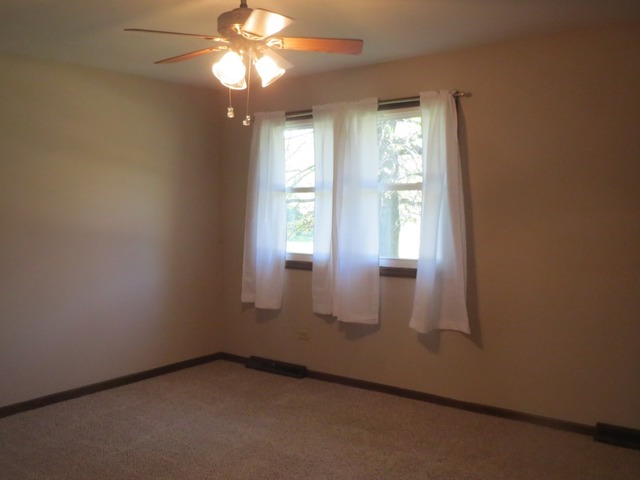 403 E Church St, Minooka, IL 60447 photo 8