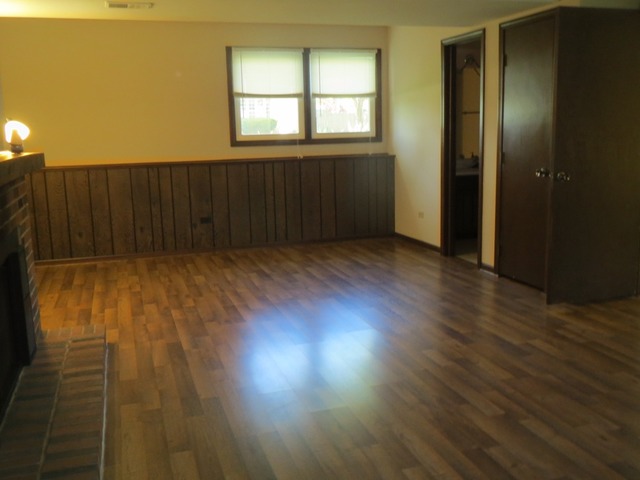 403 E Church St, Minooka, IL 60447 photo 17
