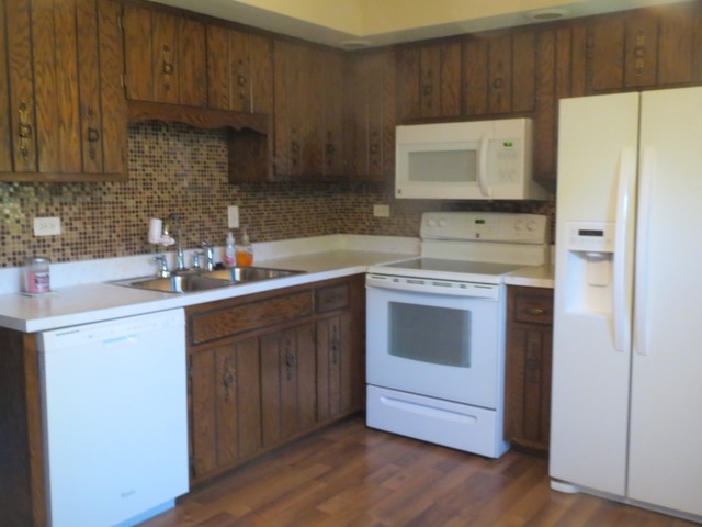 403 E Church St, Minooka, IL 60447 photo 4