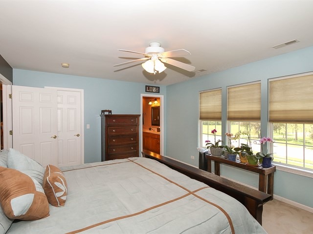 701 Deborah Ave, Elgin, IL 60123 photo 12