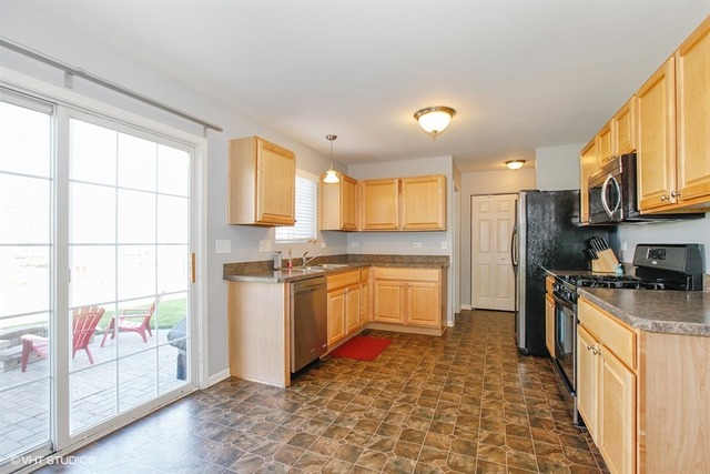 14514 Independence Dr, Plainfield, IL 60544 photo 4