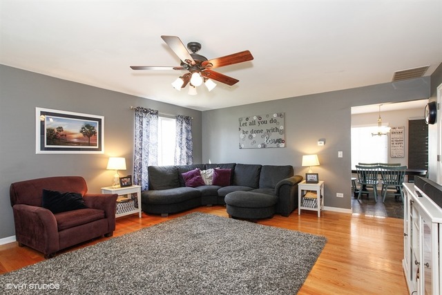 14514 Independence Dr, Plainfield, IL 60544 photo 3