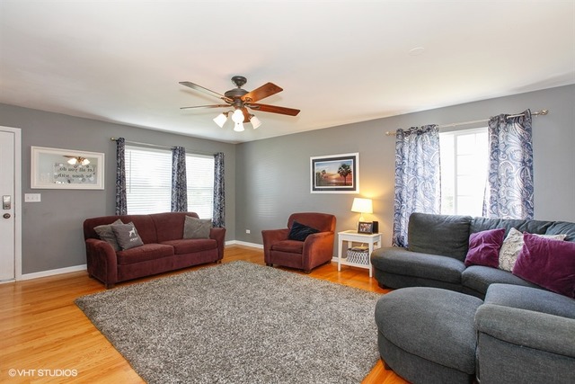 14514 Independence Dr, Plainfield, IL 60544 photo 2