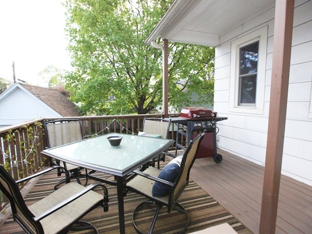 215 N Commonwealth Ave, Elgin, IL 60123 photo 17