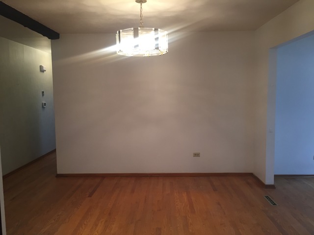 650 Marshall Dr, Des Plaines, IL 60016 photo 8