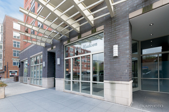 1001 W Madison St #202, Chicago, IL 60607 photo 2