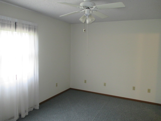 1807 Creek Rd, Morris, IL 60450 photo 7