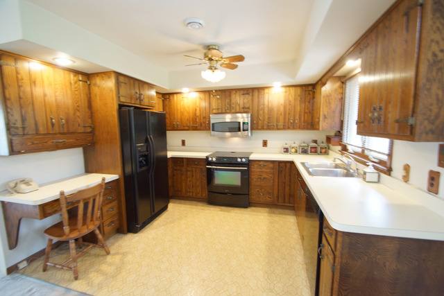 405 N Kent Rd, Mchenry, IL 60051 photo 7