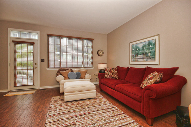 5618 Elizabeth Pl, Rolling Meadows, IL 60008 photo 5