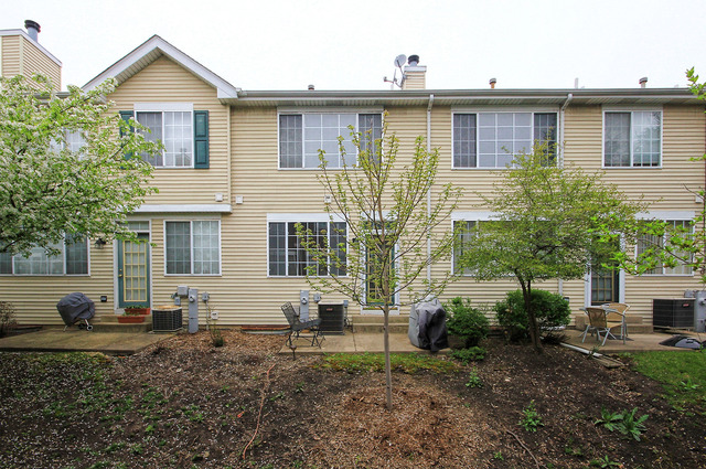 5618 Elizabeth Pl, Rolling Meadows, IL 60008 photo 22